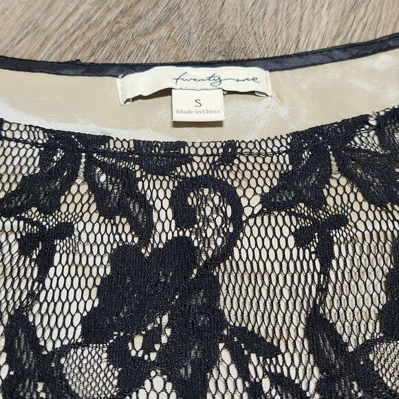 ✨Forever21✨ Black Lace Bodice Peplum Bubble Hem Mini Dress Formal Party - Picture 3 of 3